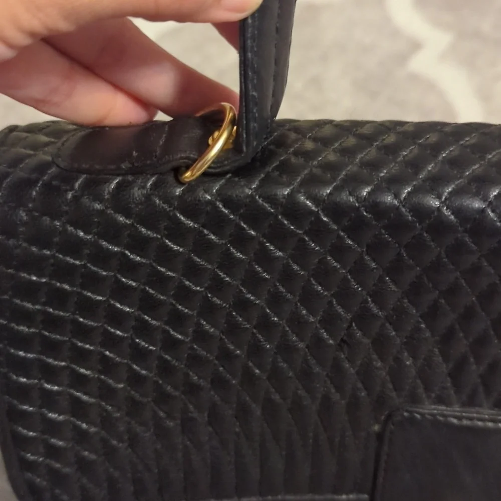 Black Leather Quilted Crossbody Purse - Picture 11 of 11